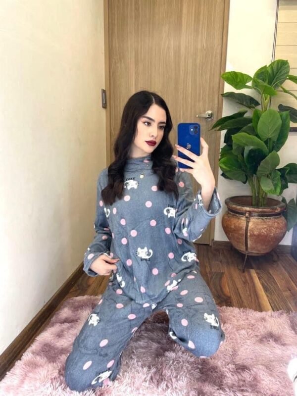 DM86K- PIJAMA AFELPADA PARA ADULTO (1PZA) - Imagen 11