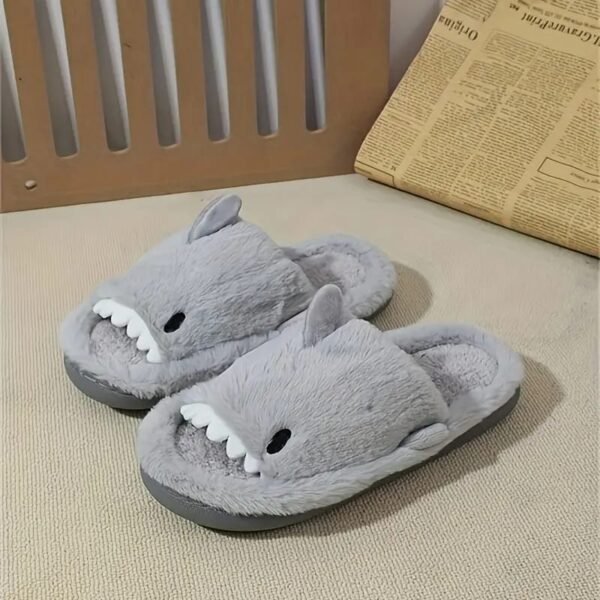 1012- PANTUFLA "SHARK" PARA ADULTO (1 PZA) - Imagen 7