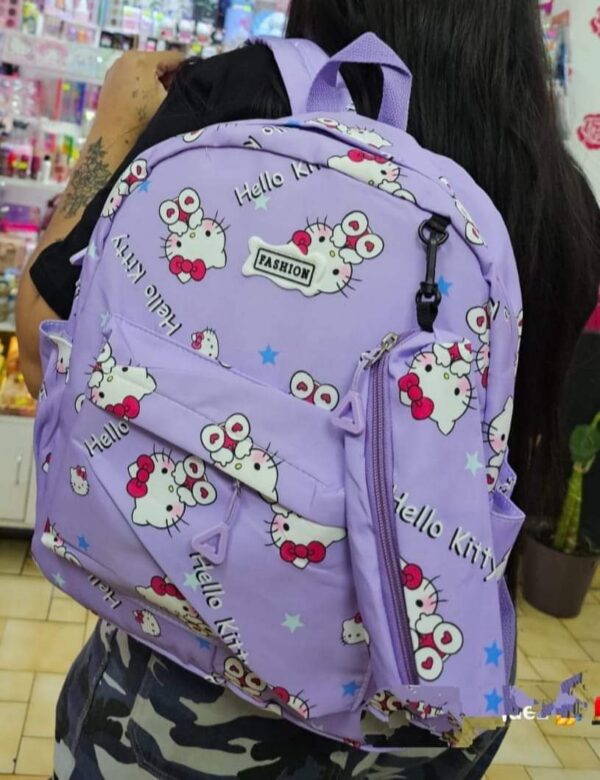 228- MOCHILA "SANRIO"CON LAPICERA Y LUZ LED (1 PZA) - Imagen 4