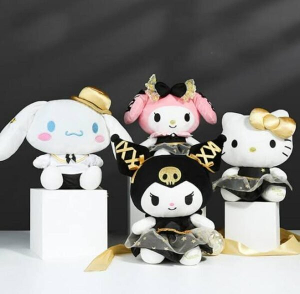 73-1- MOCHILA AFELPADA "SANRIO DARK" (1 PZA)