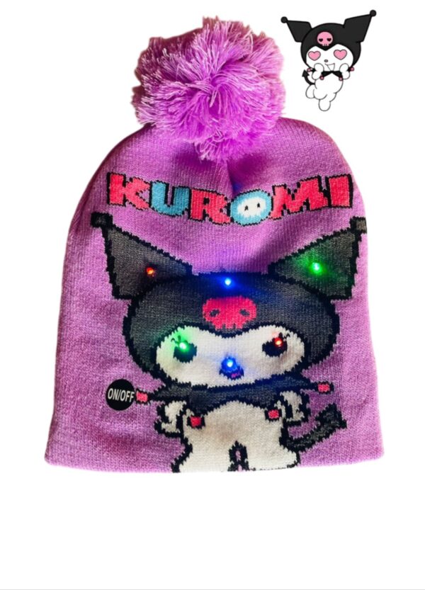 24BB4- GORRO DE KUROMI CON LUZ LED (1PZA) - Imagen 2