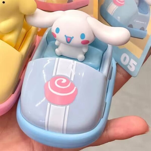 8016- CARRITO DE CARRERAS "SANRIO" (1 PZA) - Imagen 6