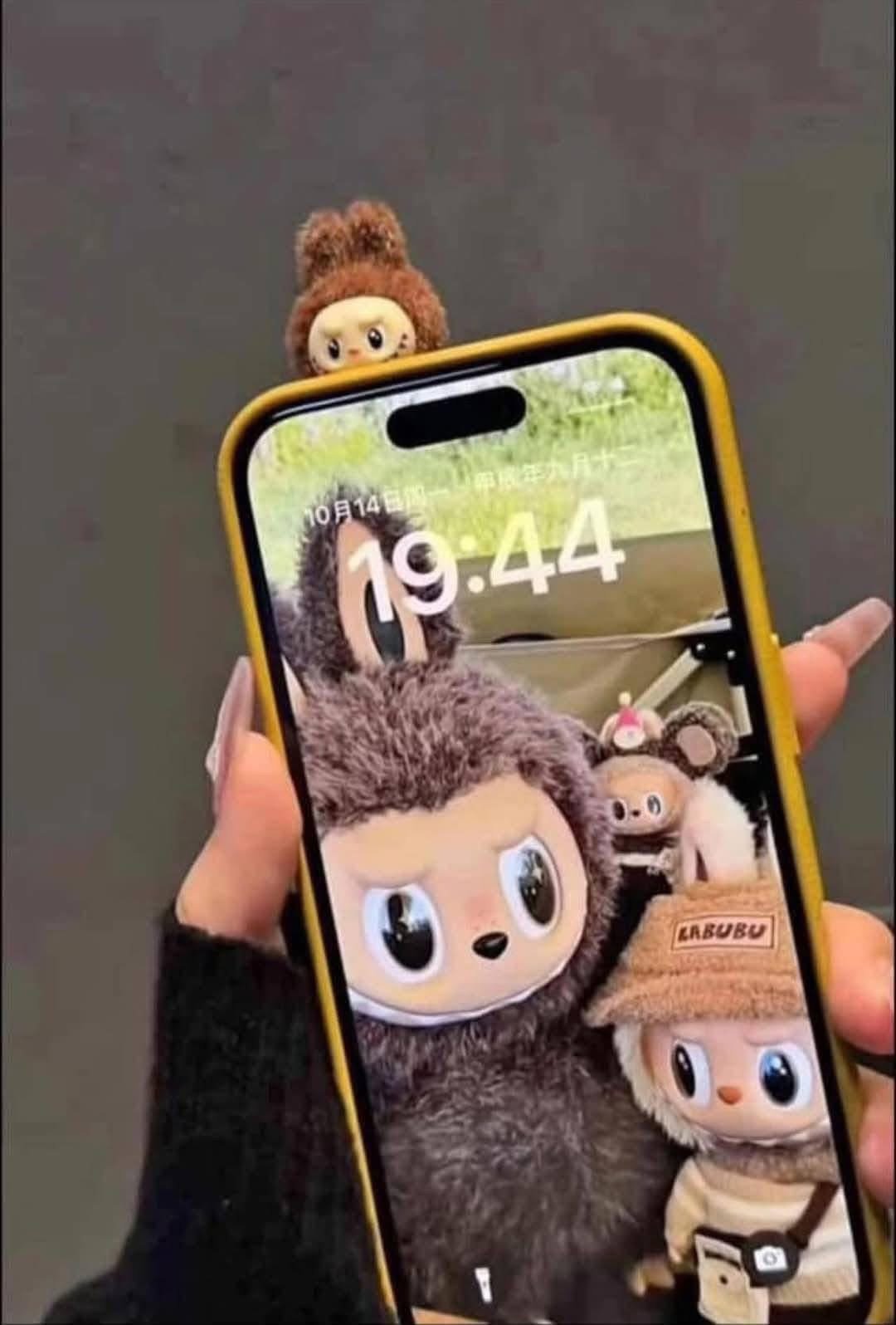 4596 Hippers Para Celular Labubu Stitch Kuromi 1pza HS Mayoreo IMG 5432 1