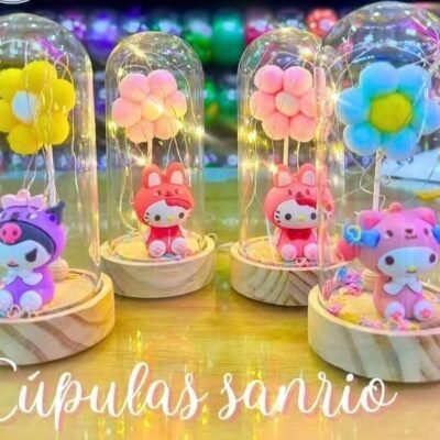 2005- ROSA ETERNA CON LUZ LED "SANRIO" (1 PZA)