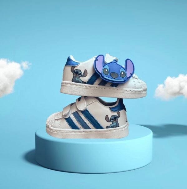 EST140 - TENIS ADIDAS INFANTILES TIPO "CONCHA” X "STITCH Y ANGELA" (1 PZA) - Imagen 6