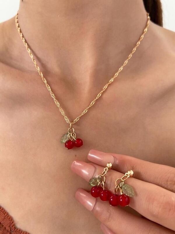 25LT-100 - SET DE 12 JUEGOS DE COLLAR CON ARETES CHERRY Y STRAWBERRY FASHION (1 SET) - Imagen 3