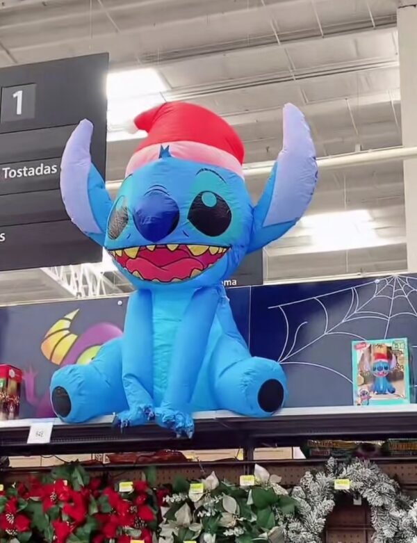 LU1867- INFLABLE "STITCH" NAVIDAD 1.50 X 1.10 MTS. (1 PZS) - Imagen 3