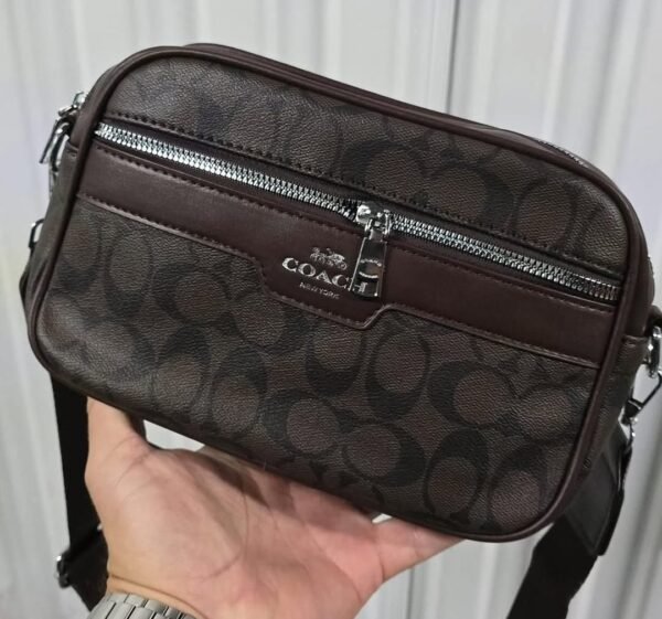 C1029- CROSSBODY "COACH" UNISEX. (1 PZA) - Imagen 3