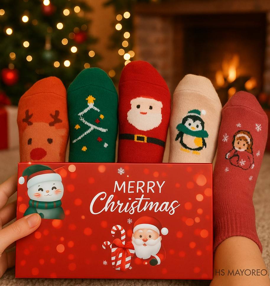 LU88031- PAQUETE DE 5 PARES DE CALCETAS NAVIDEÑAS CON CAJA. (1 PAQUETE ...