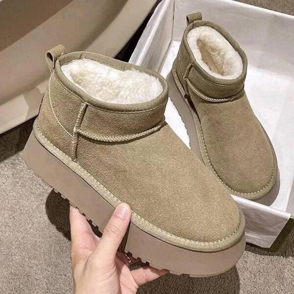 30001 - BOTAS TIPO "UGG" AFELPADAS (1 PAR)