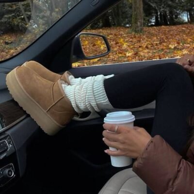 30001 - BOTAS TIPO "UGG" AFELPADAS (1 PAR)