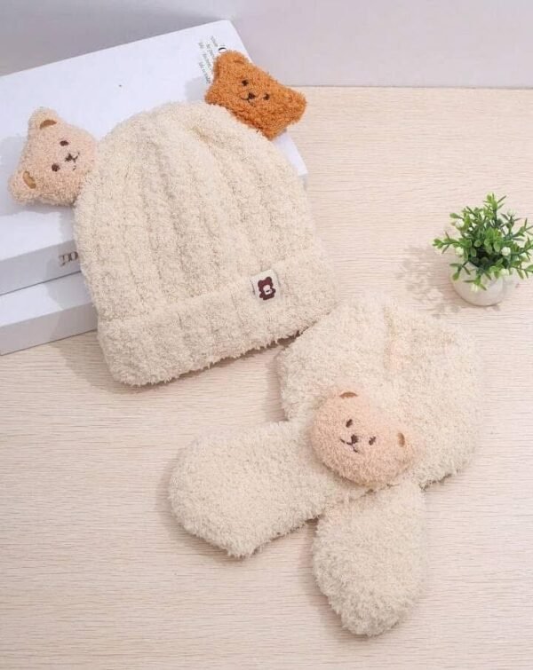 5288 - GORRO CON BUFANDA PARA BEBE x "CAPIBARA" (1 PZA)
