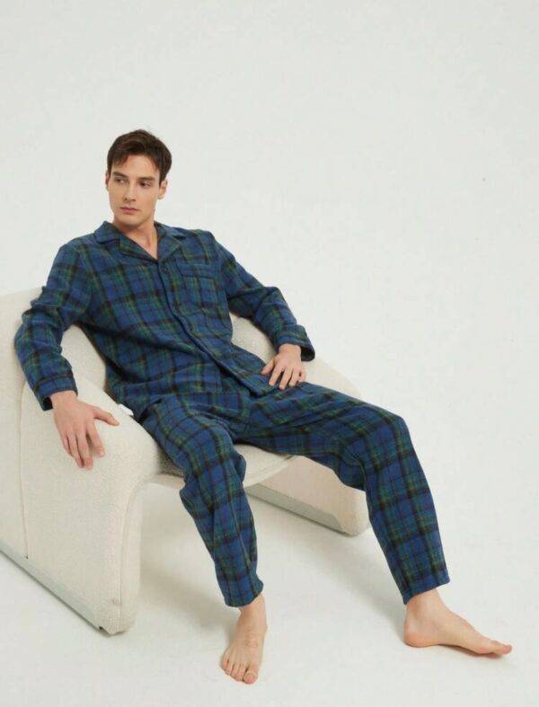 AP113 - PIJAMA NAVIDEÑA PREMIUM PARA HOMBRE (1 PZA)