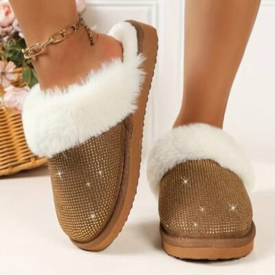 JYD-40 - PANTUFLAS TIPO UGG CON DECORACIÓN DE DIAMANTES (1 PZA)