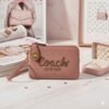 KFC-8300 - MUÑEQUERA CON SEGURO x "COACH" CON CAJA  (1 PZA)