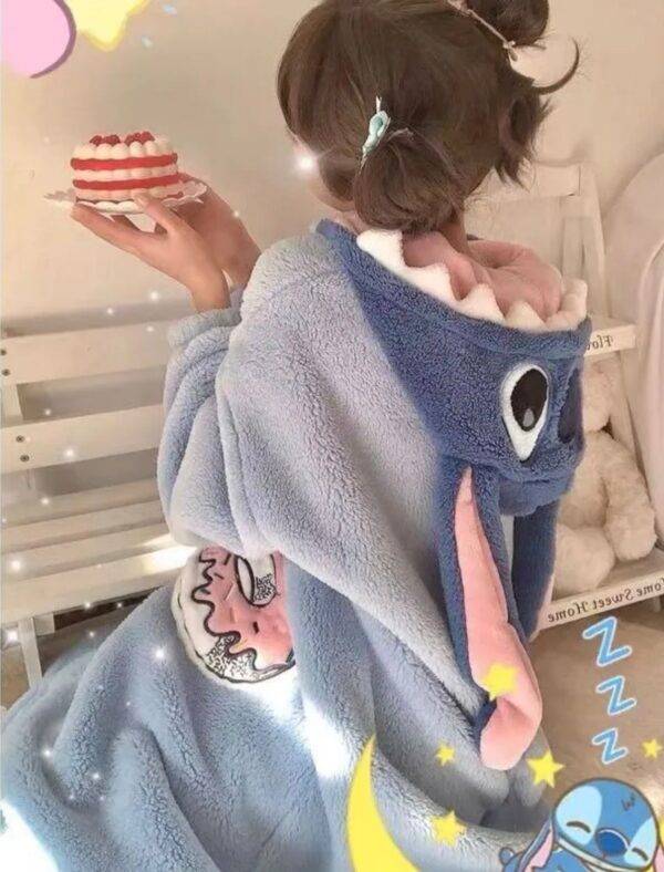 LU2278 - MAXISUDADERA PARA ADULTO x "STITCH" (1 PZA)
