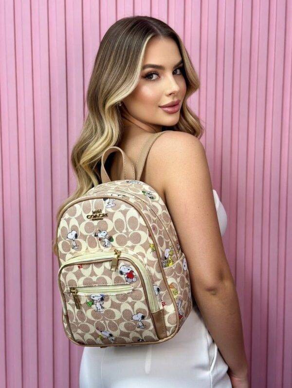 L-K279799 - MOCHILA DISEÑO PERSONAJES y CHERRY x "COACH" (1 PZA)
