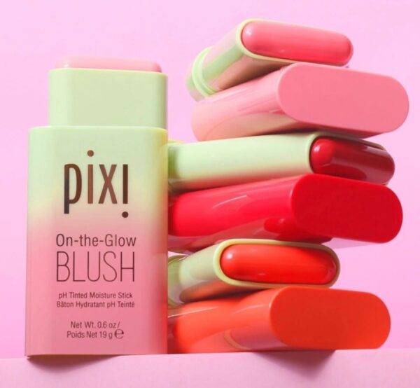 SF091 - BLUSH BEAUTY ON-THE-GLOW HIDRATANTE x "PIXI" POR TERCIA (3 PIEZAS)