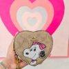 WXL-1149 - MONEDERO EN FORMA DE CORAZON DE PERSONAJES x "COACH" CON CAJA (1 PZA)