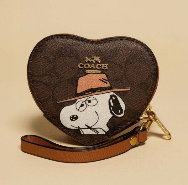 WXL-1149 - MONEDERO EN FORMA DE CORAZON DE PERSONAJES x "COACH" CON CAJA (1 PZA)