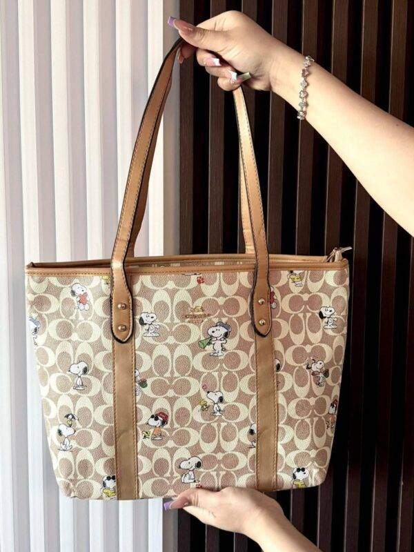 C1092 - BOLSA DE PERSONAJES x "COACH" (1 PZA)
