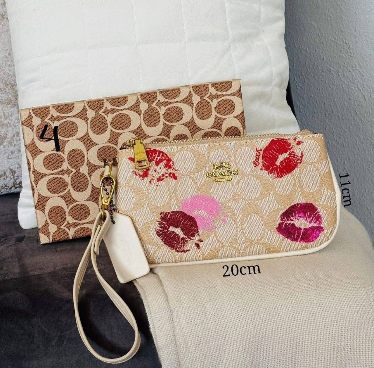 XMX-814 - MUÑEQUERA x "COACH" CON CAJA (1PZA) - Imagen 2