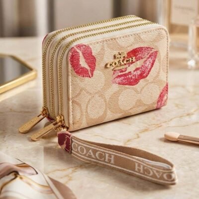 WXL-720 - MONEDERO CON 3 CIERRES x "COACH" (1 PZA)