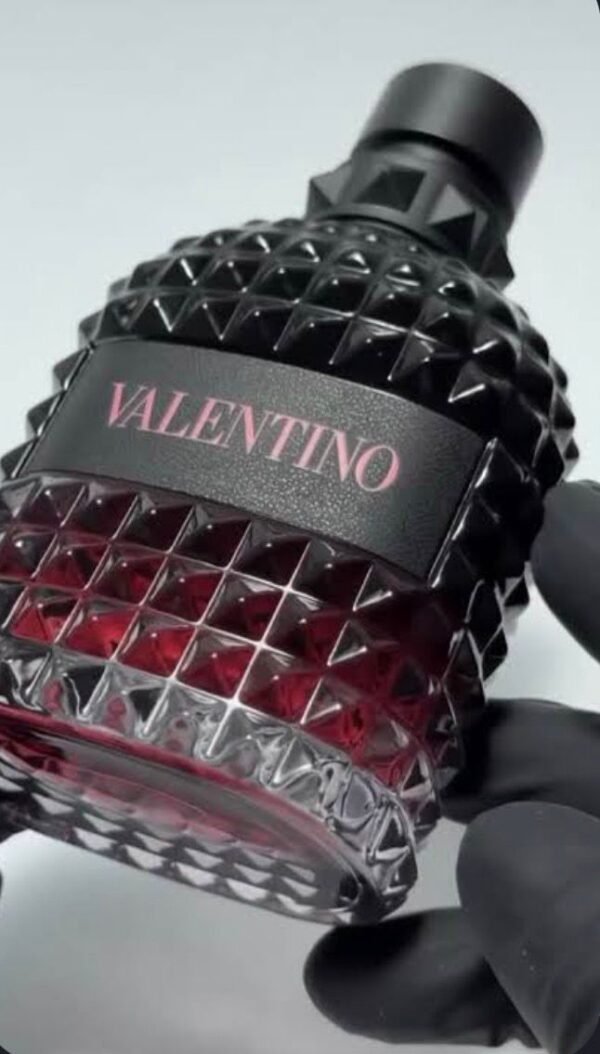 PC7246 - PERFUME "BORN IN ROMA INTENSE" x "VALENTINO" (1 PZA)