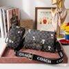 K2707 - CROSSBODY CON CARTERA DE "PERSONAJES" x "COACH" (1 PZA)