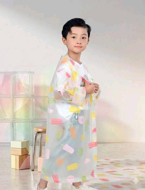 WhatsApp Image 2026-05-14 at 10.31.23 AM (2) TH-1013 - IMPERMEABLE "KIDS" CON DISEÑO KAWAII "EVA" POR TERCIA (3 PIEZAS)