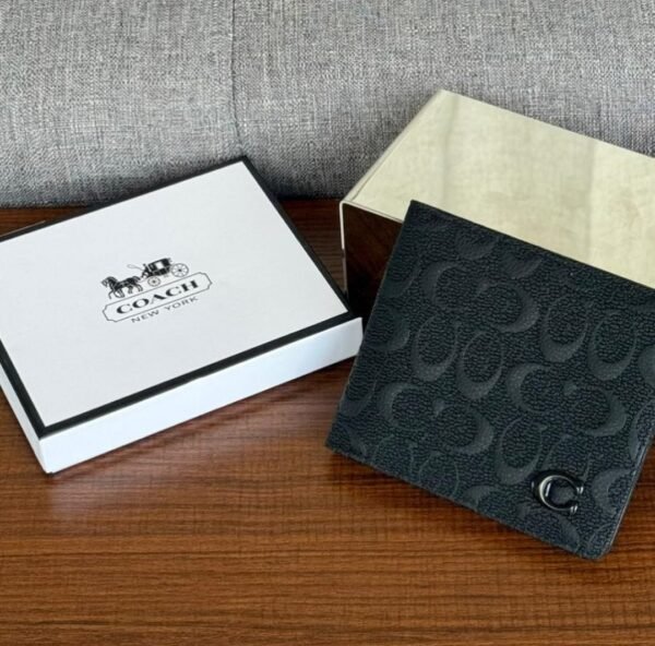 WXL-1060 - CARTERA CON TEXTURA x "COACH" PARA CABALLERO CON CAJA (1 PZA)