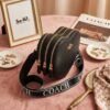 WY-0363Q - CROSSBODY EN FORMA DE CORAZON CON 3 CIERRES x "COACH" (1 PZA)