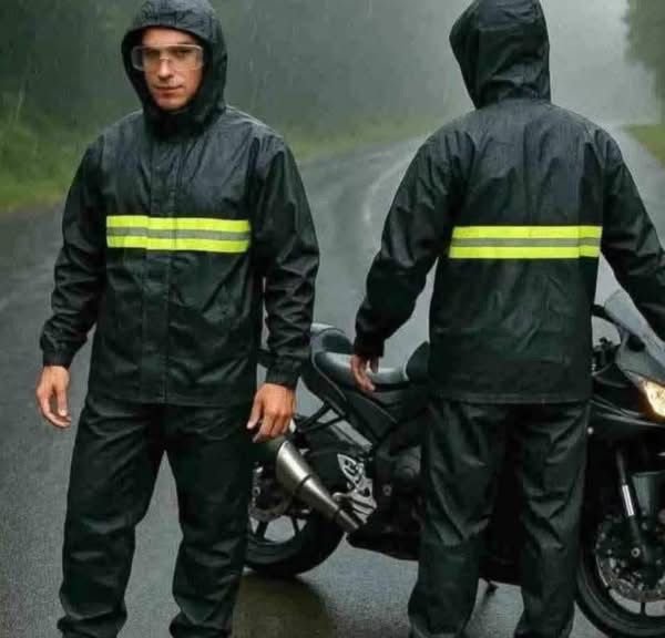HT1001 - CONJUNTO DE IMPERMEABLE PARA MOTOCICLISTA (1 PZA)
