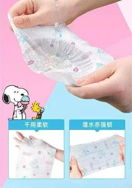 LU99167 - PAQUETE DE KLEENEX DESECHABLES x "SNOOPY". (1 PAQUETE)
