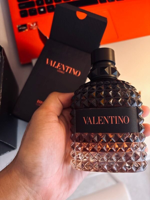 PC7246 - PERFUME "BORN IN ROMA INTENSE" x "VALENTINO" (1 PZA)
