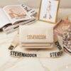 M643-24 - CROSSBODY DISEÑO LISO x "STEVE MADDEN" (1 PZA)