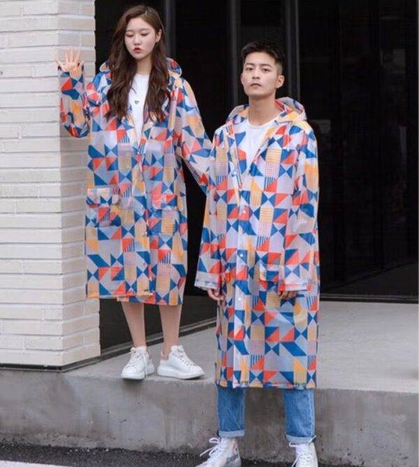 B123 - IMPERMEABLE PARA ADULTO CON DISEÑO "KAWAII" (1 PZA)