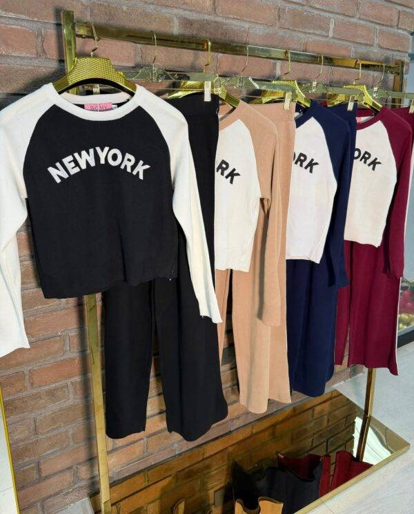 GDT-2958 - CONJUNTO DE PUNTO "NEW YORK" PARA DAMA (1 PZA)