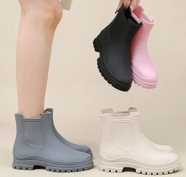 807- BOTAS DE DAMA PARA LLUVIA. (1 PZA)