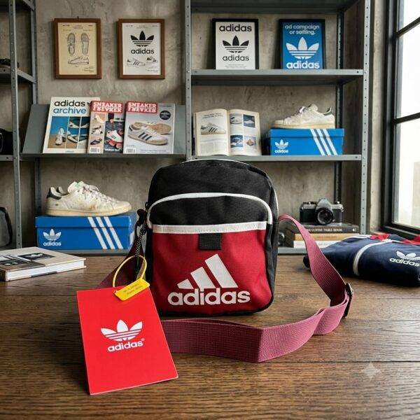 78694 - MARICONERA x "ADIDAS y NIKE" (1 PZA)