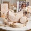 S917-669- CROSSBODY GUESS CON MONEDERO. (1 PZA)