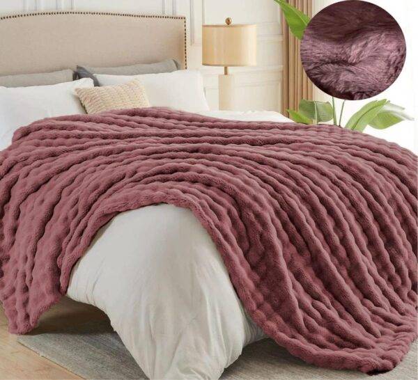 MT3073- FRAZADA KING SIZE TIPO PELO DE CONEJO. (1 PZA) 🐰