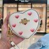 WXL-1063 - MONEDERO EN FORMA DE CORAZON x "COACH" CON CAJA (1 PZA)