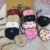 WXL-1063 - MONEDERO EN FORMA DE CORAZON x "COACH" CON CAJA (1 PZA)