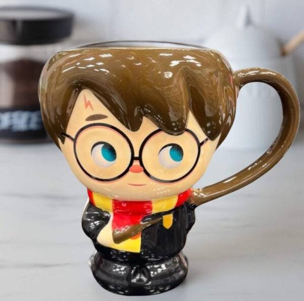 TCB18- TAZA DE CERAMICA x "HARRY POTTER". (1 PZA)