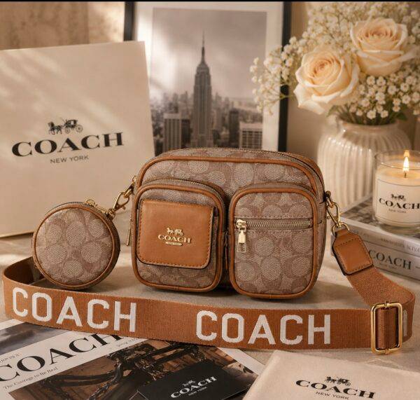 2512-9-CROSSBODY "COACH" CON MONEDERO Y BOLSILLOS DELANTEROS. (1 PZA)
