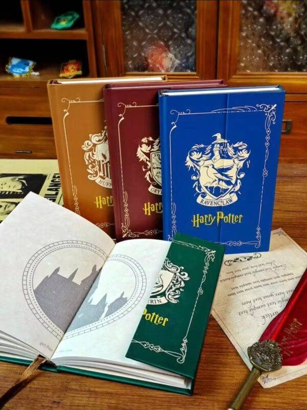 DLHP15- MINI LIBRETA x "HARRY POTTER". (1 PZA)