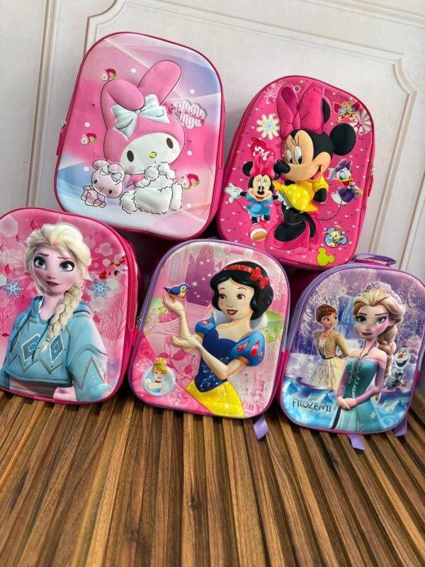 305-18 - MOCHILA PARA KINDER CON LUZ LED x "PERSONAJES" (1 PZA)