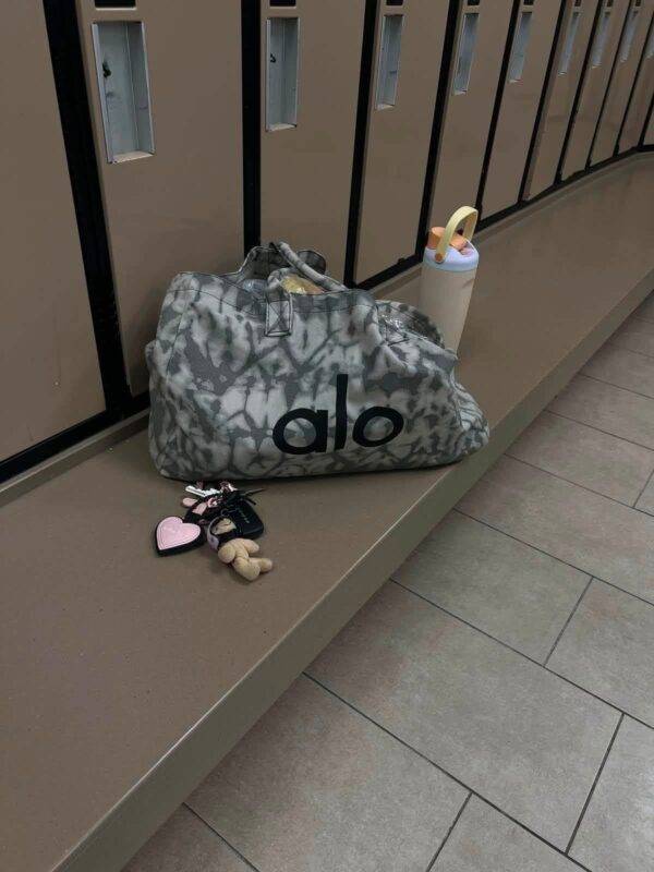 WhatsApp Image 2026-07-18 at 10.13.55 AM (5) YT-666 - TOTE BAG "TIE DYE" x "ALO" (1 PZA)
