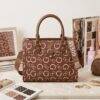 S917-795- BOLSO PREMIUM x "GUESS". (1 PZA)